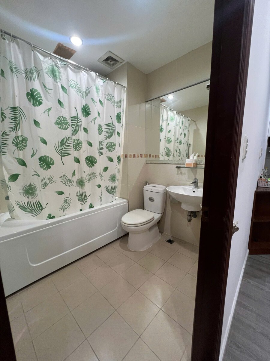 ban can ho sky garden 3 12 1 - Bán nhanh căn hộ Sky garden 3. DT 56m2 Nhà đẹp- 2 Phòng-1wc- Đang cho thuê 12 triệu. Giá bán chỉ 4.350 Tỷ