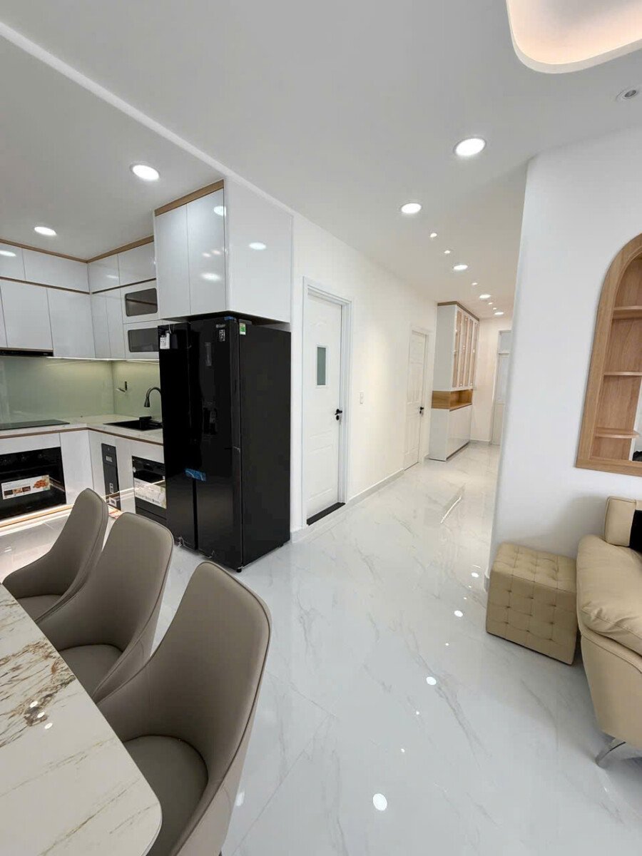 ban can ho sky garden 3 23 - Bán căn hộ đẹp tại Sky garden 3. DT 70m2 Thiết kế 3 Phòng ngủ-2wc- View công viên- Tặng hết nội thất- Giá bán 5.8 Tỷ