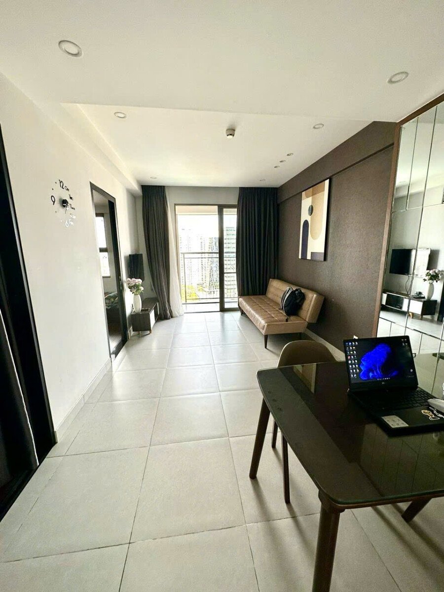 ban can ho sky garden 3 3 3 - Bán nhanh căn hộ Saigon South Residences. DT 65m2 Nội thất như hình- Lầu cao- view thoáng- Giá tốt 5.2 Tỷ