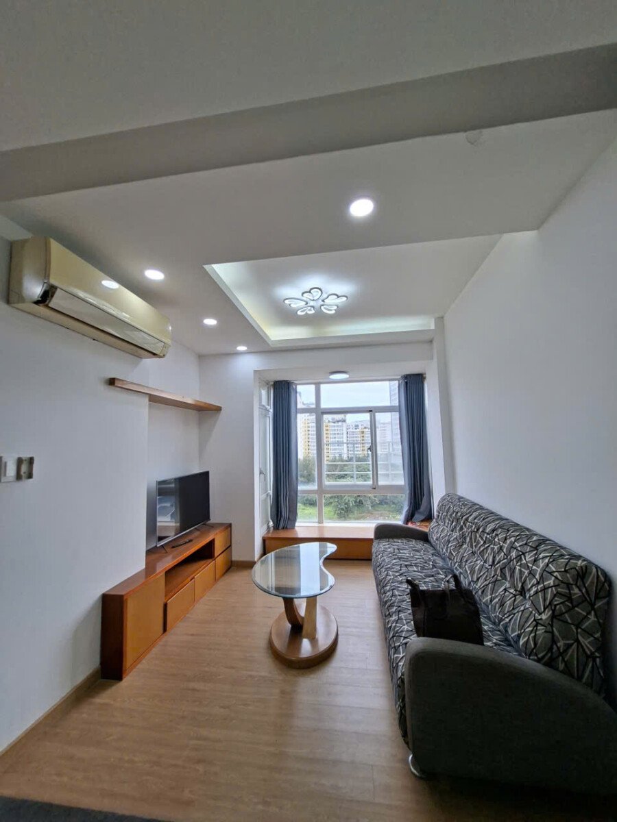 ban can ho sky garden 3 36 - Bán căn hộ Sky Garden 3. DT 68m2 View trực diện hồ bơi không bị chắn- 2 phòng-2wc- Lầu cao- Giá 5.5 Tỷ