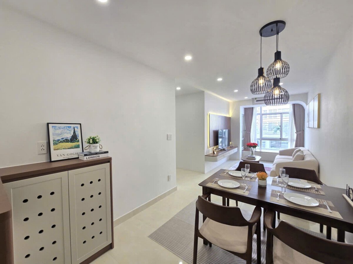 ban can ho sky garden 3 4 4 - Bán nhanh căn hộ đẹp tại Sky Garden 3. DT 70m2 Nhà rất đẹp- 3 Phòng ngủ-2wc- Nội thất mới 100%- Giá bán 5.850 Tỷ
