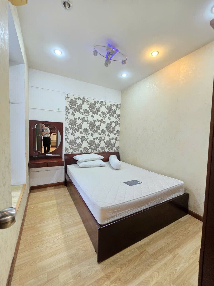 ban can ho sky garden 3 4 8 - Cần bán căn hộ Sky Garden 3. DT 56m2 Lầu trung- 2 Phòng-1wc- Cửa bắc view nam- nội thất như hình- Giá 4.550 Tỷ