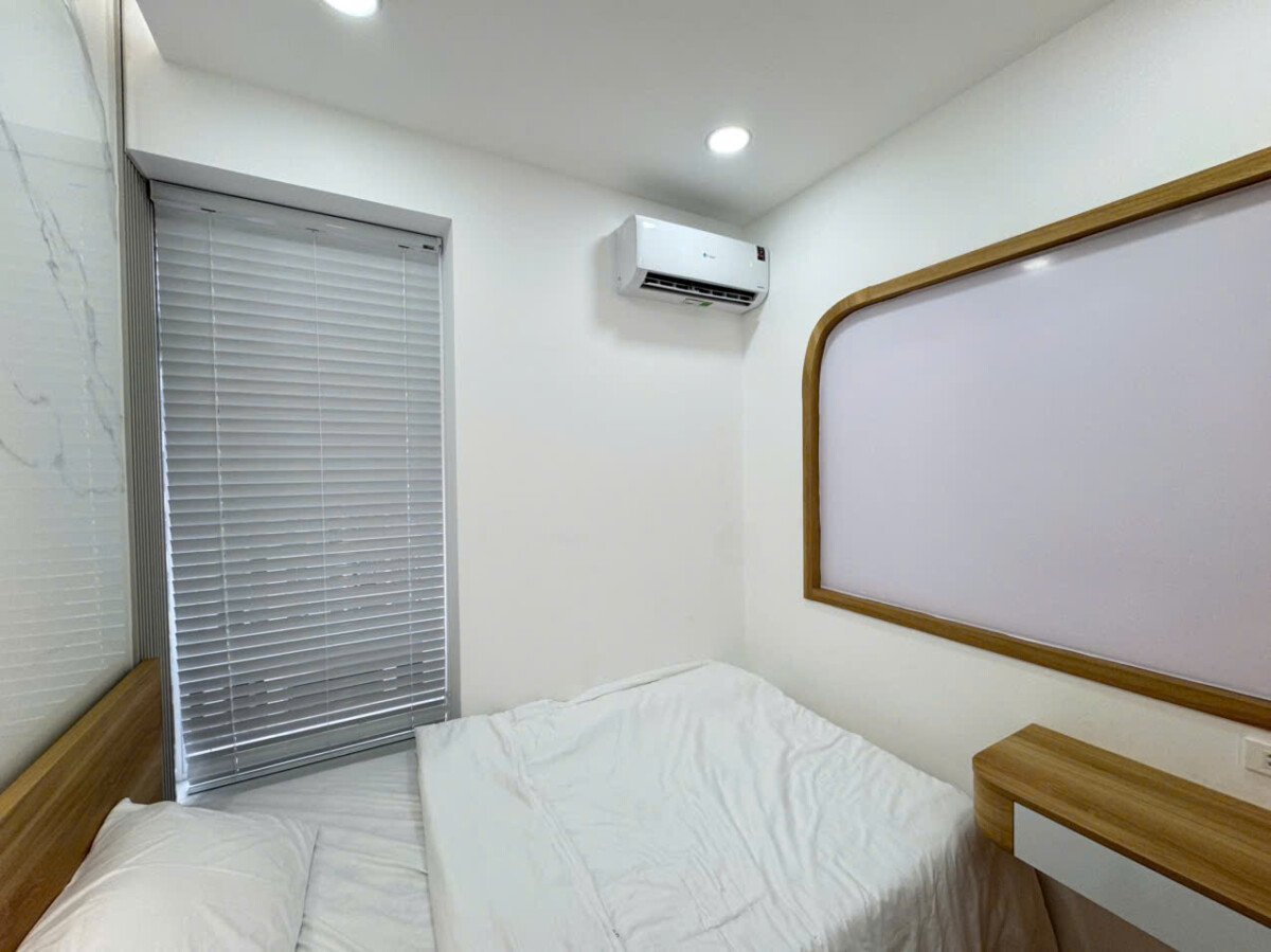 ban can ho sky garden 3 8 3 - Bán căn hộ đẹp tại Sky garden 3. DT 70m2 Thiết kế 3 Phòng ngủ-2wc- View công viên- Tặng hết nội thất- Giá bán 5.8 Tỷ