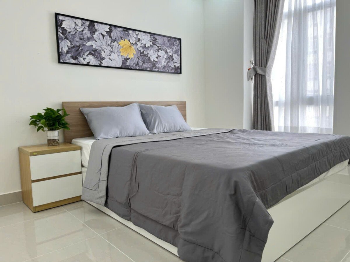 ban can ho sky garden 3 9 6 - Bán căn hộ đẹp tại Sky Garden 3. DT 68m2 lầu cao- đang cho thuê 18 Triệu/Tháng- Thiết kế 2 phòng-2wc- Giá bán 5.390 Tỷ