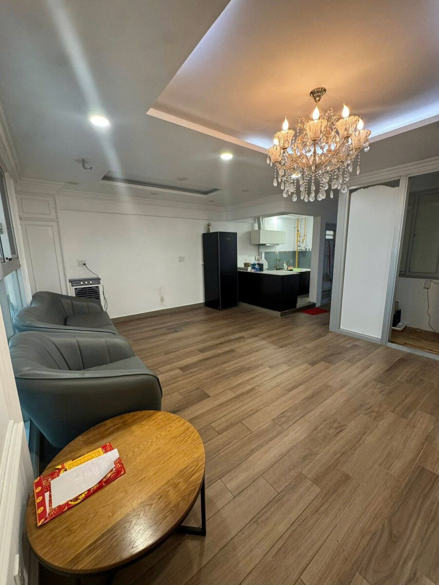 ban can shophouse scenic valley 2 1 - Cần bán nhanh căn shophouse Scenic Valley 2. DT 98m2- Hiện trạng như hình- Đã có sổ- Đang trống xem dễ- Giá 9.8 Tỷ (Tl)