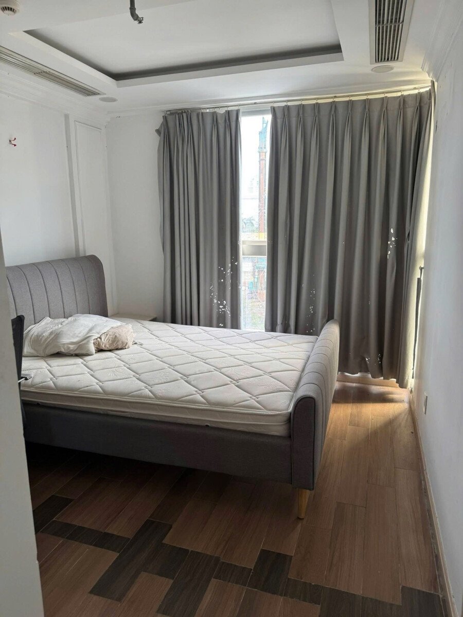 ban can shophouse scenic valley 2 2 - Cần bán nhanh căn shophouse Scenic Valley 2. DT 98m2- Hiện trạng như hình- Đã có sổ- Đang trống xem dễ- Giá 9.8 Tỷ (Tl)