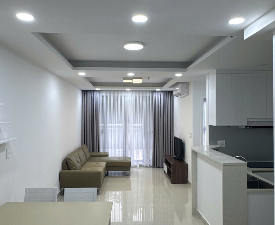 ban gap can ho scenic valley 1 5 1 900x738 - Bán gấp căn hộ Scenic Valley 1. DT 71m2 Nhà tone trắng- đủ nội thất- 2 Phòng ngủ-2wc- Giá tốt 6.3 Tỷ