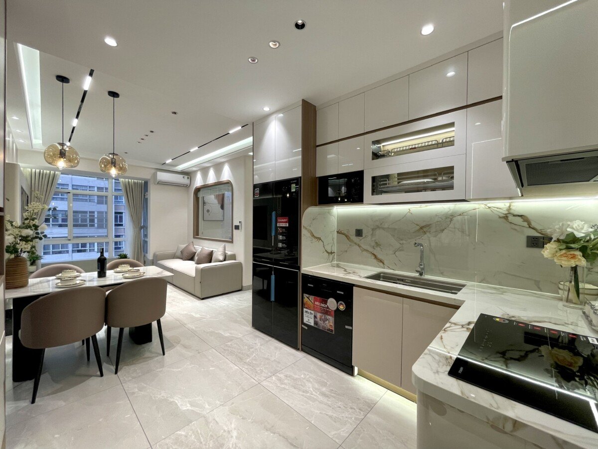 bep can ho ban Copy - Bán căn hộ chung cư Sky Garden 3, diện tích 70m2, giá 6.450 tỷ, nhà đẹp, nội thất mới 100%.