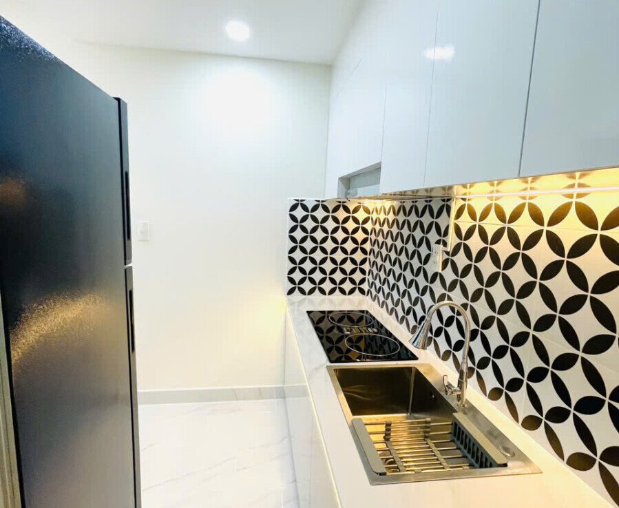 bep can ho can cho thue 1 899x738 - Cho thuê nhanh căn hộ chung cư Sky Garden 3, 02pn, giá 17tr/tháng, nhà mới , đầy đủ nội thất.