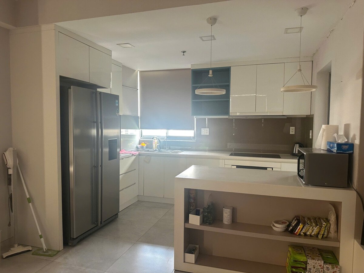 can canh bep can ho ban 1 - Giá mua bán căn hộ 3pn tòa C chung cư Green Valley phường Tân Mỹ T12/2025