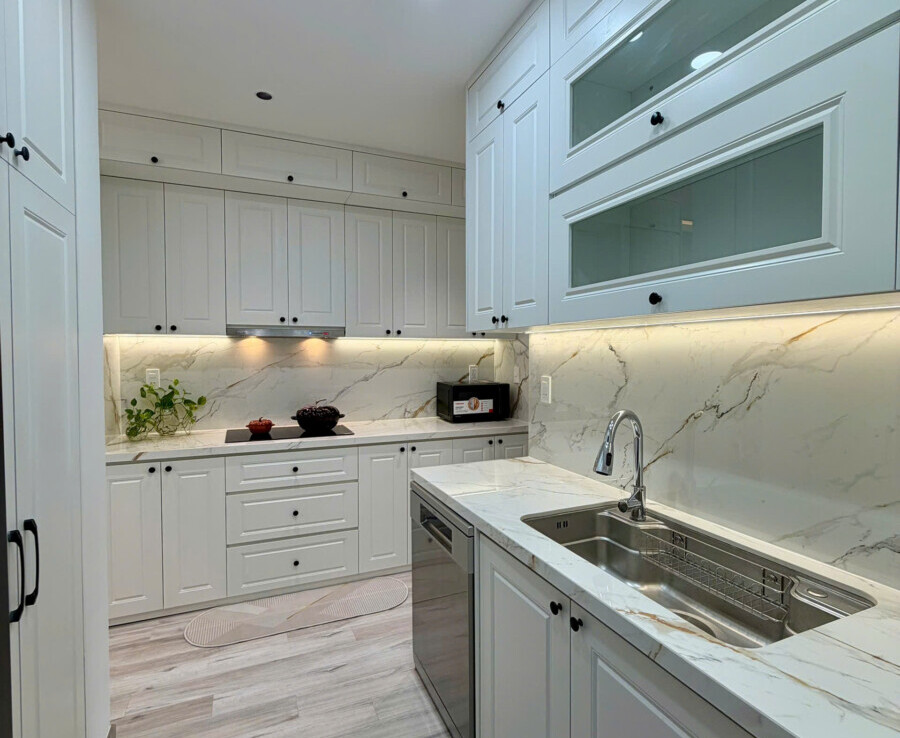 can canh bep rong rai 1 900x738 - Giá mua bán căn hộ 3pn tòa C chung cư Star Hill phường Tân Mỹ T1/2026