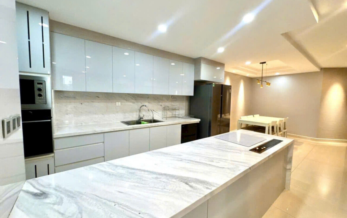 can canh bep rong rai 1170x738 - Giá mua bán căn hộ 3pn số 02 tòa A chung cư Riverpark Premier phường Tân Hưng T1/2026