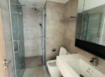 can-ho-co-4-nha-tam-hoan-thien-nhu-hinh