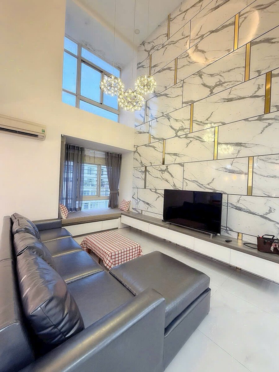 cho thue can ho penthouse sky garden33 11 - Cho thuê Penthouse Sky Garden 3. Tổng diện tích 200m2 Thiết kế 3 Phòng-2wc- sân thượng rộng- Nội thất đầy đủ- Giá 45 Triệu/Tháng