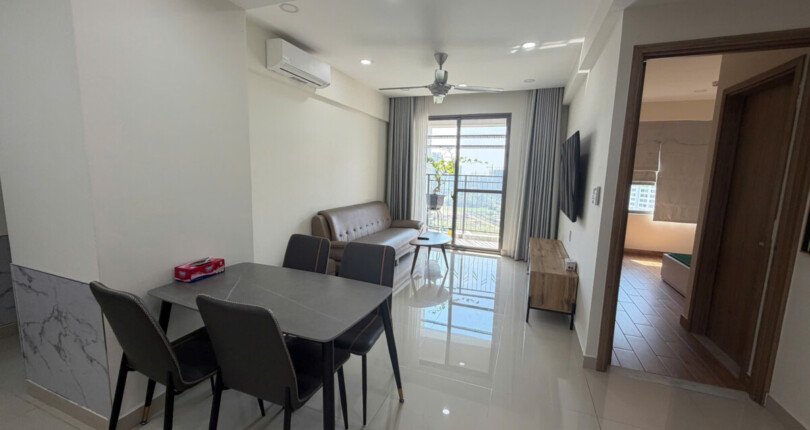Cho thuê nhanh căn hộ Saigon South Residence. DT 75m2 Thiết kế 2 Phòng-2wc- Lầu cao view sông- nội thất đầy đủ- Giá 16 Triệu/Tháng