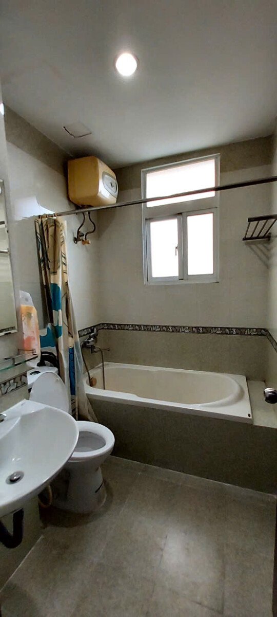 cho thue can ho sky garden 3 1 2 - Cho thuê căn hộ Sky garden 3. DT 70m2 Thiết kế 3 Phòng-2wc- Nội thất như hình- Giá thuê rẻ chỉ 14 triệu/tháng