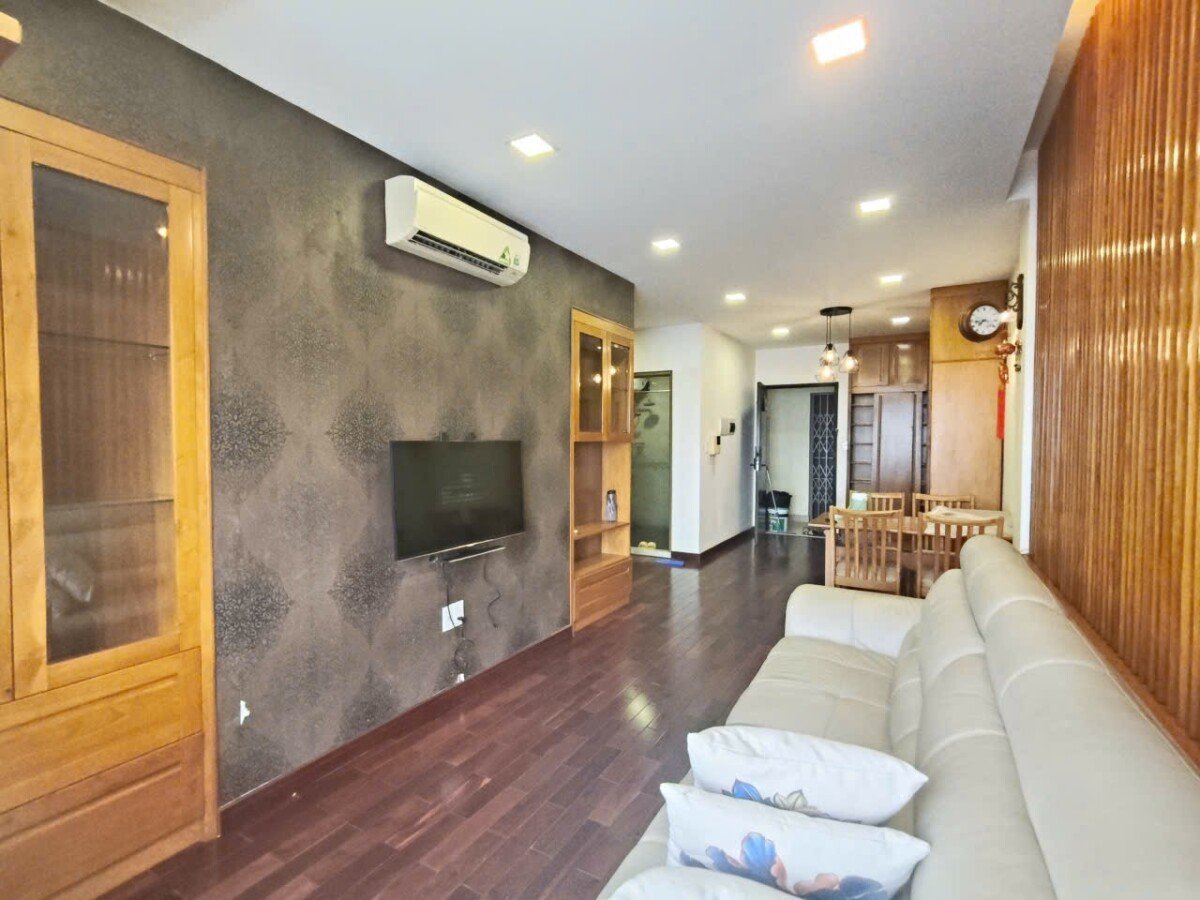 cho thue can ho sky garden 3 10 5 - Cho thuê nhanh căn hộ Sky Garden 3. DT 56m2 Thiết kế 1 phòng-1wc- View sông rất đẹp- Nhà đang trống Giá thuê 14 Triệu/Tháng