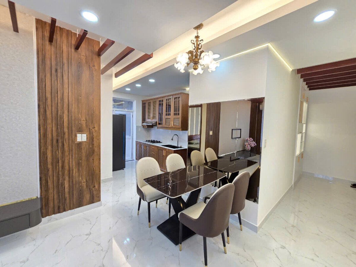 cho thue can ho sky garden 3 14 2 - Cho thuê căn hộ Sky Garden 3. DT 68m2 Nhà đẹp- lầu cao rất thoáng- 2 phòng ngủ-2wc- Nội thất mới- Giá thuê 17 Triệu/Tháng