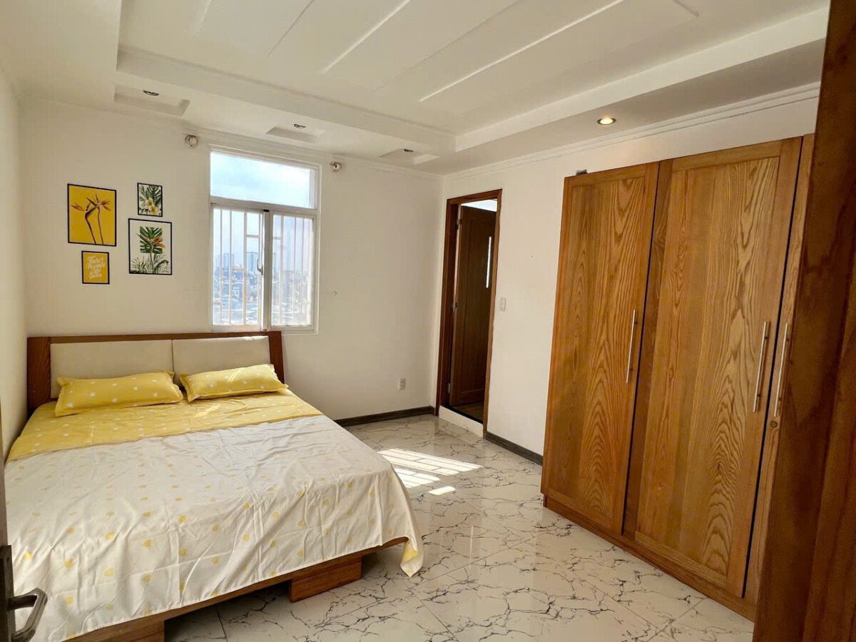 cho thue can ho sky garden 3 2 3 - Cho thuê nhanh căn hộ Sky Graden 3. DT 74m2 Thiết kế 2 Phòng-2wc- Nội thất đầy đủ- lầu cao view thoáng- Giá 18 Triệu/Tháng