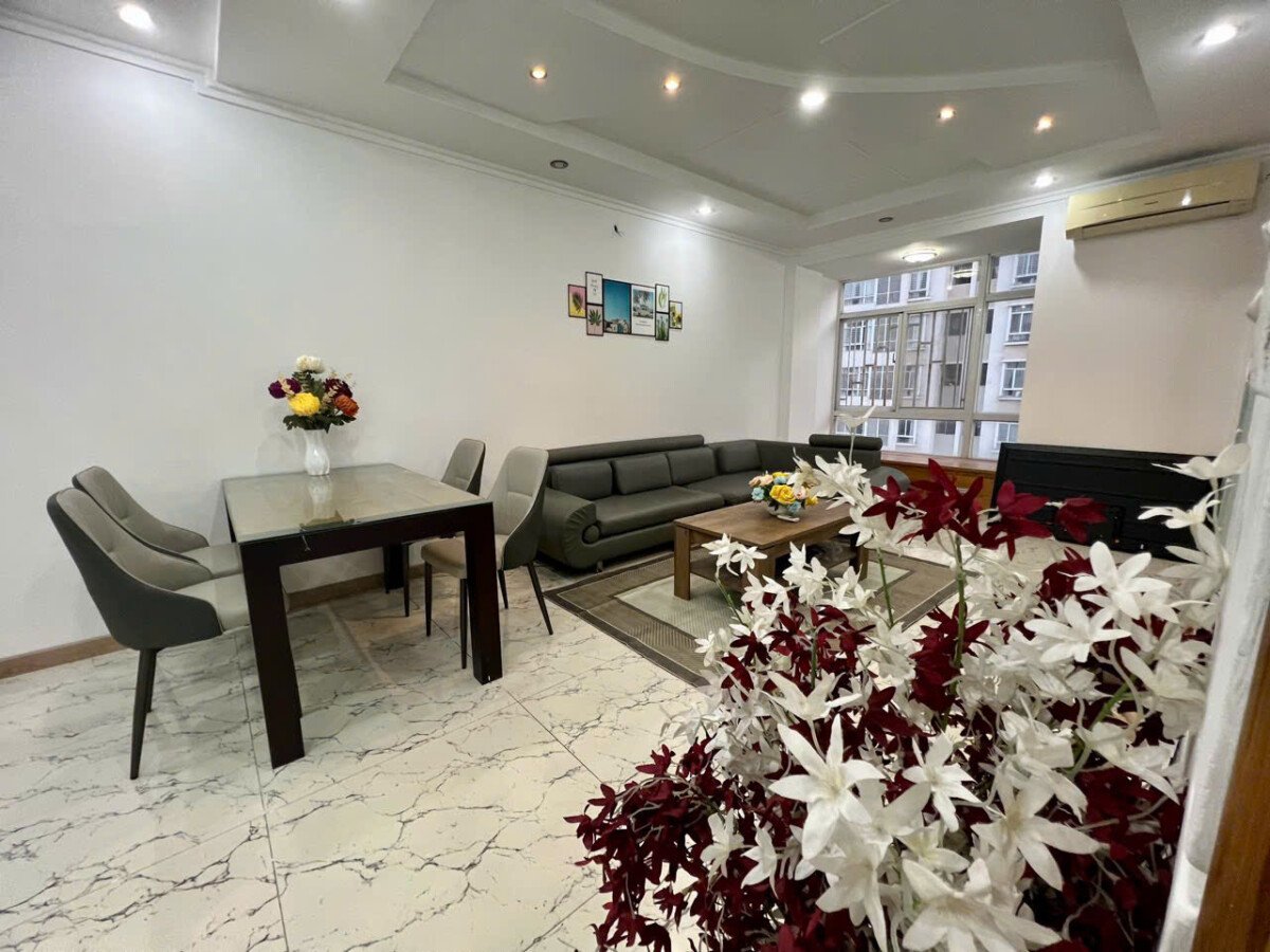 cho thue can ho sky garden 3 7 4 - Cho thuê nhanh căn hộ Sky Graden 3. DT 74m2 Thiết kế 2 Phòng-2wc- Nội thất đầy đủ- lầu cao view thoáng- Giá 18 Triệu/Tháng