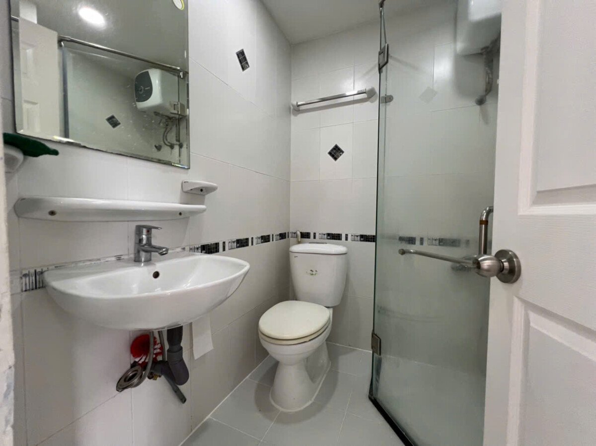 cho thue can ho sky garden 3 8 4 - Cho thuê căn hộ Sky Garden 3. Căn góc 74m2 Thiết kế 3 Phòng ngủ-2wc- Nội thất đẹp- View đẹp- Giá thuê 16 Triệu/Tháng