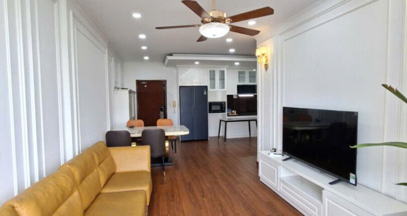 Cho thuê căn góc View hồ bơi. DT 91m2 Nhà đẹp- Nội thất mới 100%- 3 Phòng ngủ-2wc- Giá thuê 23 Triệu/Tháng