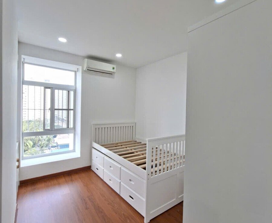 chp thue can ho sky garden 2 3 1 900x738 - Cho thuê căn góc View hồ bơi. DT 91m2 Nhà đẹp- Nội thất mới 100%- 3 Phòng ngủ-2wc- Giá thuê 23 Triệu/Tháng