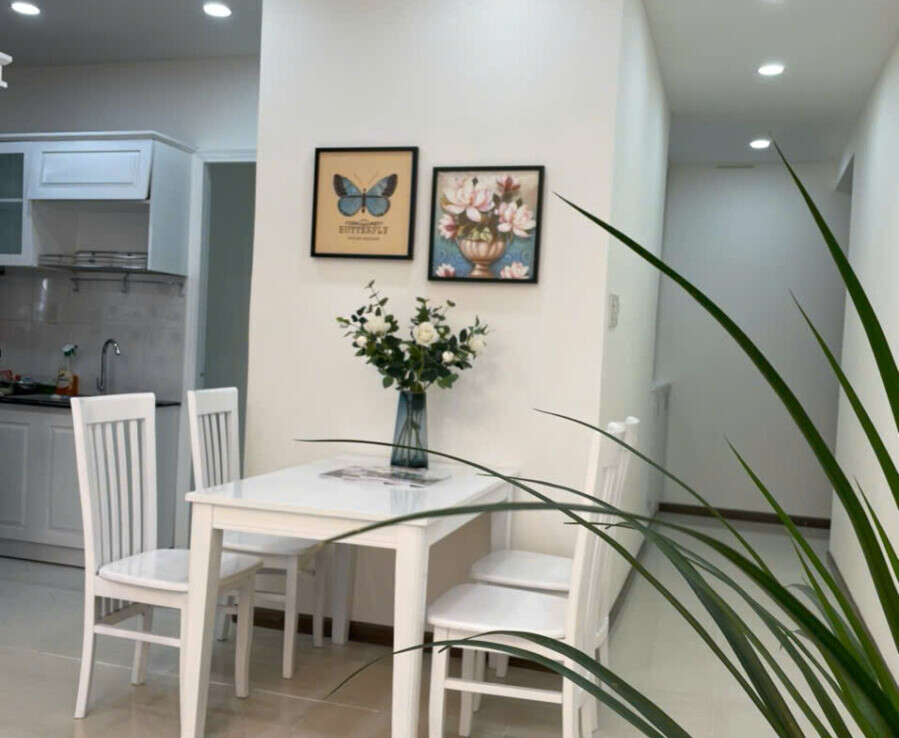 gen h z7048750970167 dd941aba332facd1e41061fdd3500fcb 899x738 - Bán căn hộ Sky Garden 3. DT 68m2 Thiết kế 2 Phòng-2wc- Block trung tâm- đang cho thuê 15 Triệu. Giá 5.250 Tỷ