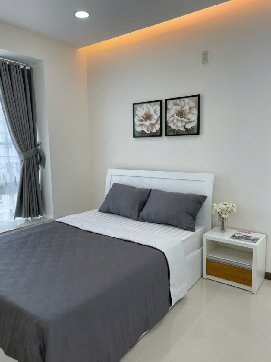 gen h z7048750975274 259a1ab0730925ff90476a819af4d958 - Bán căn hộ Sky Garden 3. DT 68m2 Thiết kế 2 Phòng-2wc- Block trung tâm- đang cho thuê 15 Triệu. Giá 5.250 Tỷ
