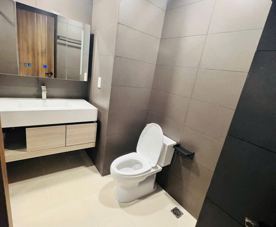 gen h z7245773257776 024572c70b9e0569ce0315ca3d729792 900x738 - Bán căn hộ Sky Garden 2. DT 88m2 Nhà đẹp- Nội thất mới 100%- 3 Phòng ngủ-2wc- Giá bán 6.550 Tỷ