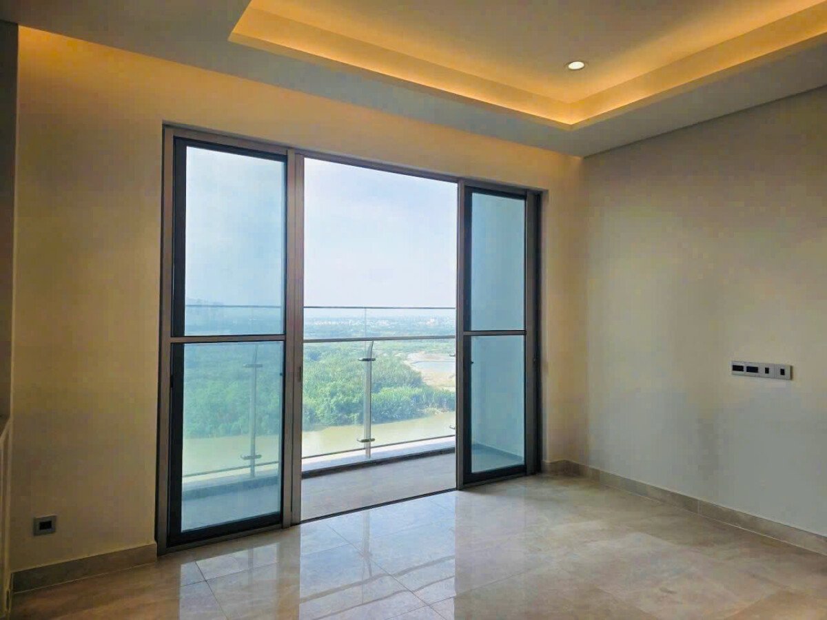 hien trang nha ban cong truc dien song - Chủ giảm giá bán gấp căn hộ 3pn The Horizon lầu cao view sông giá 21 tỷ