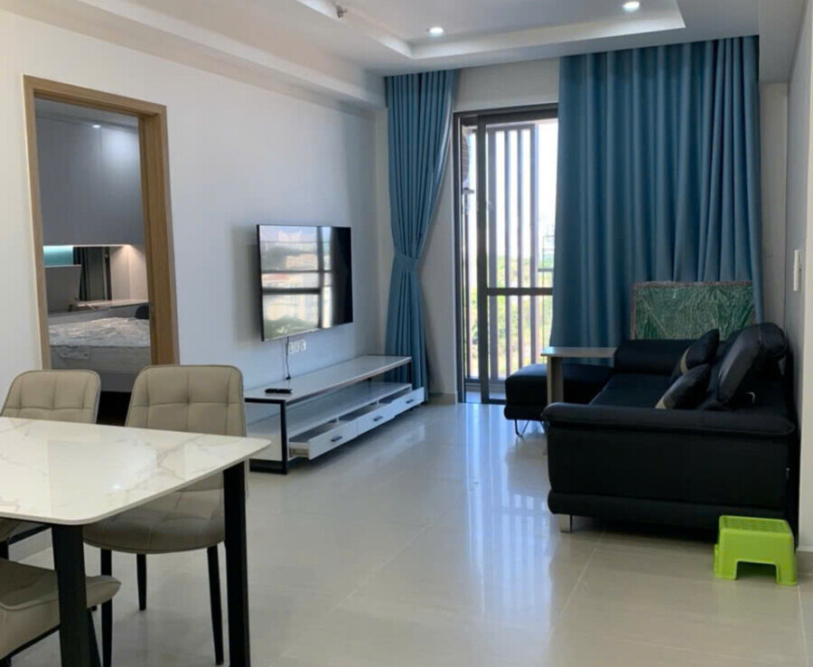 hinh anh mua ban can ho 2pn toan a chung cu urban hill phuong tan hung t12 2025 900x738 - Giá mua bán căn hộ 2pn có ô xe tòa A view trong chung cư Urban Hill phường Tân Hưng T12/2025