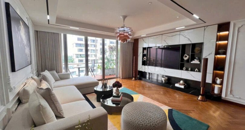 Giá mua bán căn hộ Tophouse 2pn chung cư Garden Plaza 1 phường Tân Hưng T1/2026