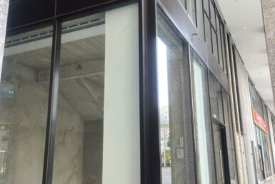 hinh anh mua ban shophouse c002 khoi de toa c chung cu the peak phuong tan my t12 2025 385x258 - Giá mua bán Shophouse C002 khối đế tòa C chung cư The Peak phường Tân Mỹ T12/2025