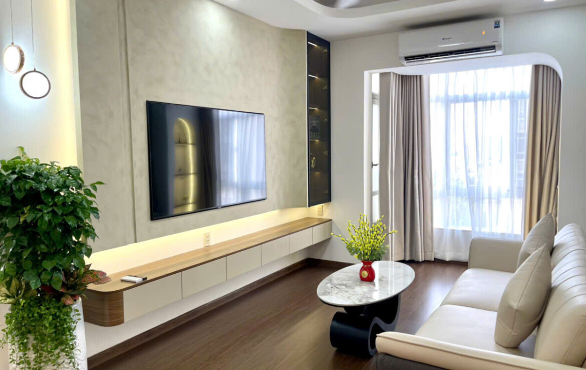 hinh anh phong khach can ho ban 1 1170x738 - Bán căn hộ chung cư Sky Garden 3, diện tích 70m2, giá 6.450 tỷ, nhà đẹp, nội thất mới 100%.