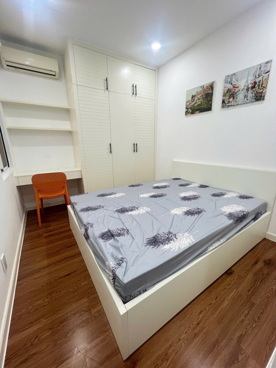 hinh anh phong ngu can ho can cho thue 1 - Cho thuê căn hộ 68m2, chung cư Sky Garden 3, 02pn, giá 18tr/tháng, nhà đang trống, xem nhà dễ.