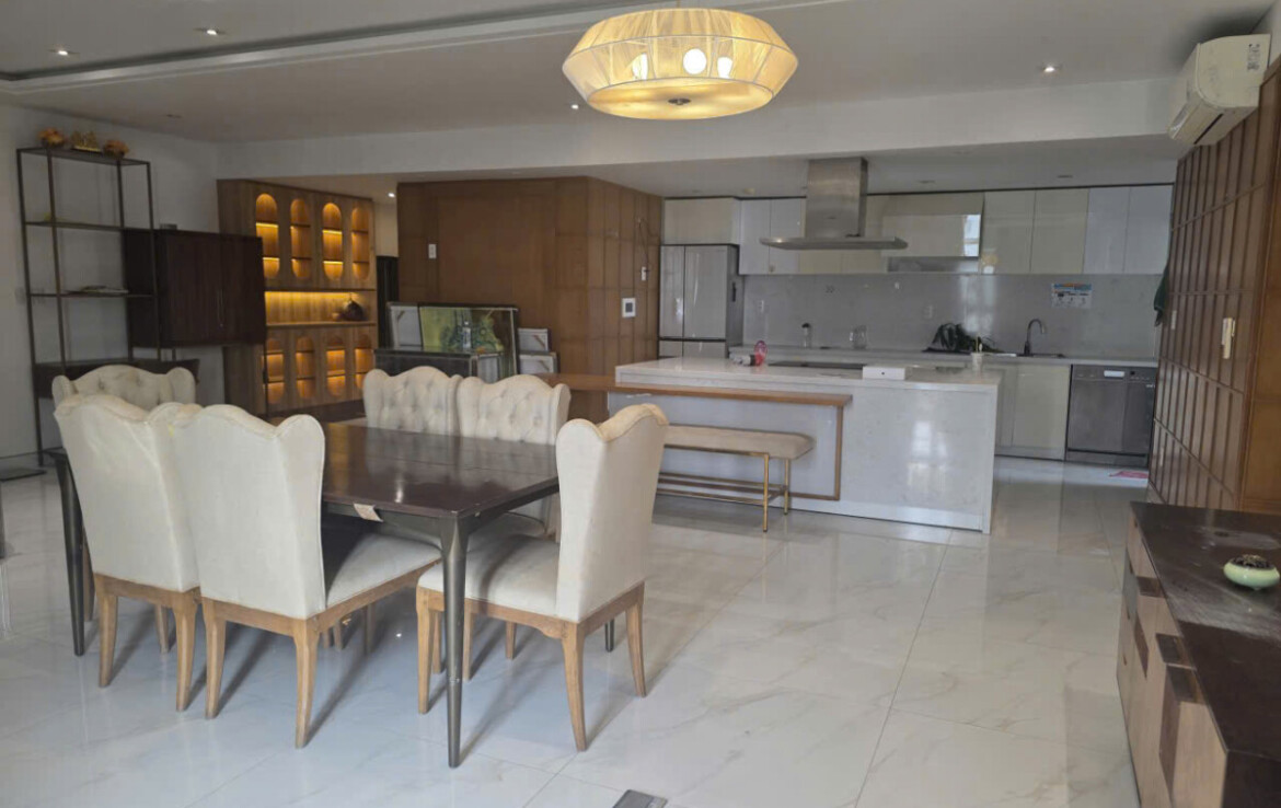 khong gian phong an va bep 2 1170x738 - Giảm giá bán gấp căn hộ 3pn - 135m2 lầu 23 chung cư Happy Valley, có phòng xông hơi