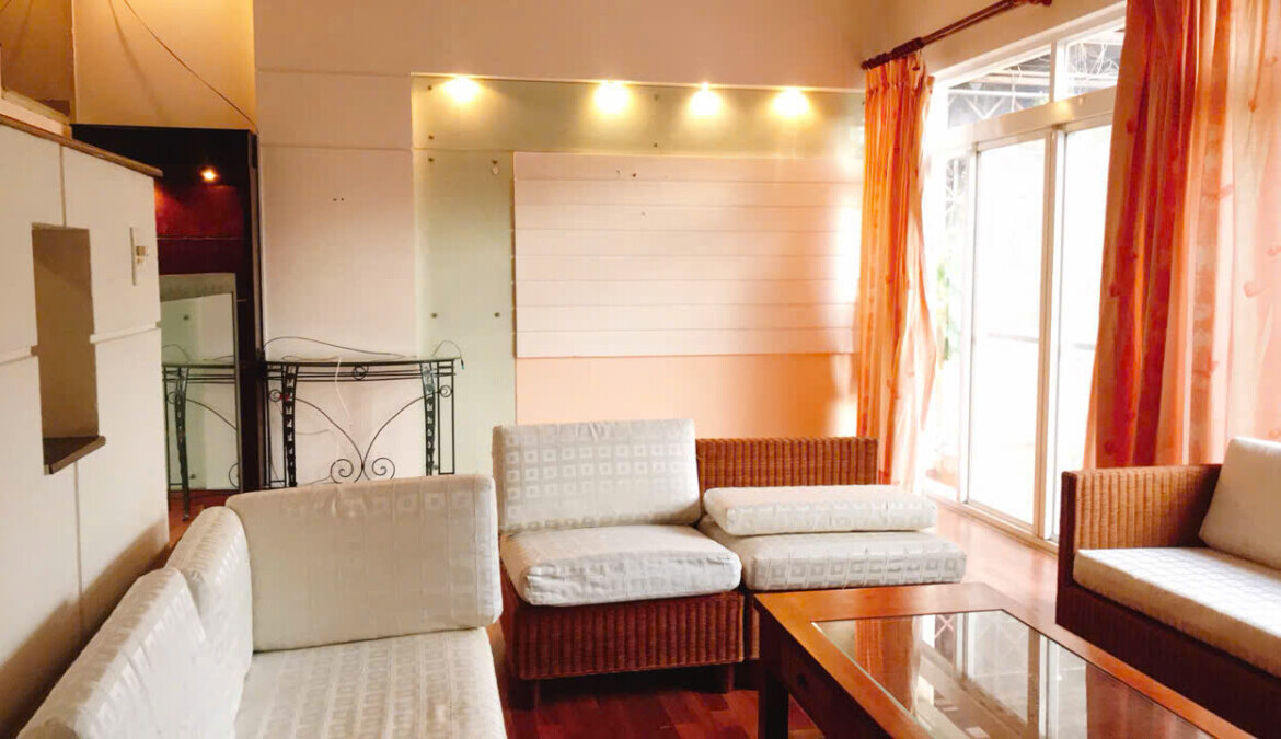 khong gian phong khach 1170x675 - Giá mua bán căn hộ Ground House 4pn tòa G chung cư Mỹ Tú 1 phường Tân Hưng T12/2025