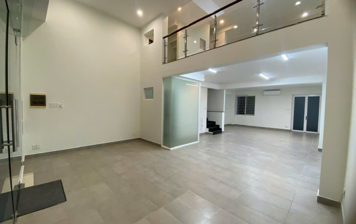 khu vuc tang tret va lung 1170x738 - Giá cho thuê nhà tòa nhà văn phòng đường Nội khu Hưng Gia 3 phường Tân Hưng T12/2025