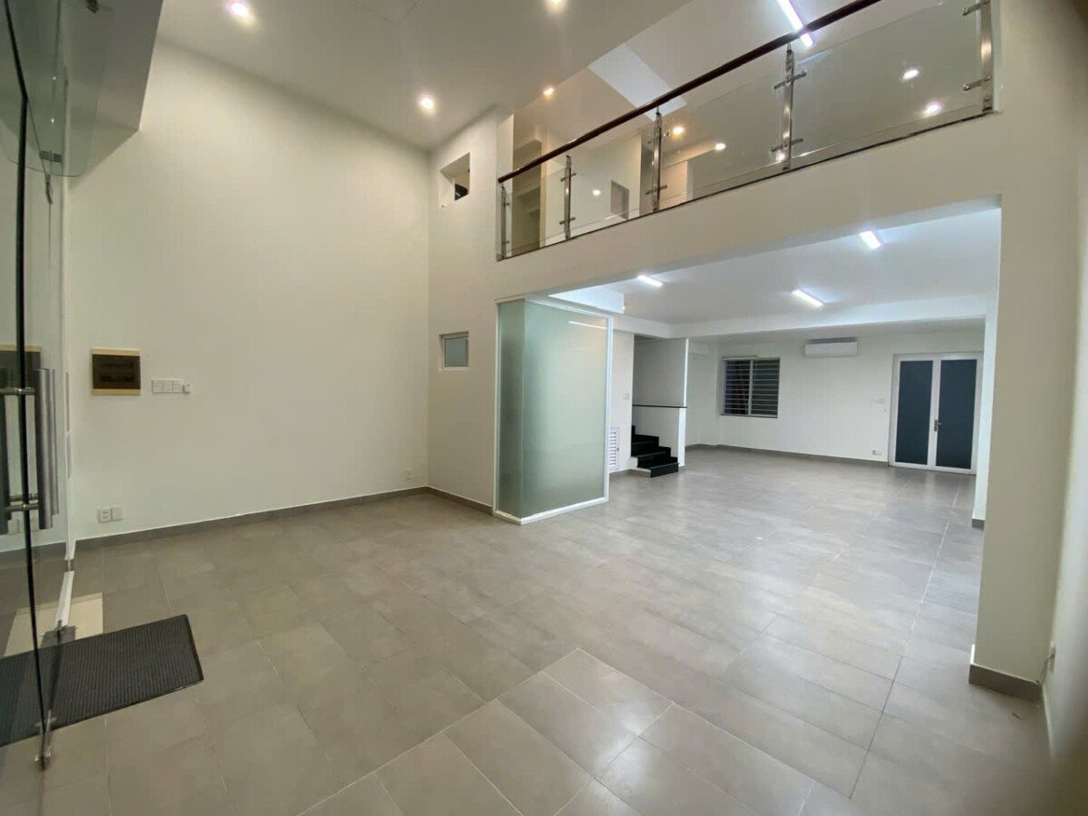khu vuc tang tret va lung - Giá cho thuê nhà tòa nhà văn phòng đường Nội khu Hưng Gia 3 phường Tân Hưng T12/2025