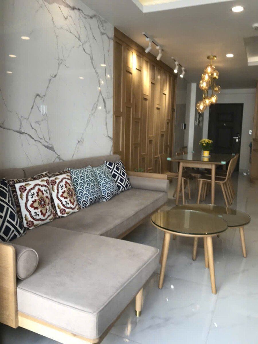 phong khach can ho ban 1 - Cho thuê căn góc chung cư Scenic Valley 1, 02pn, giá 19tr/tháng, nội thất đầy đủ, xem nhà dễ.