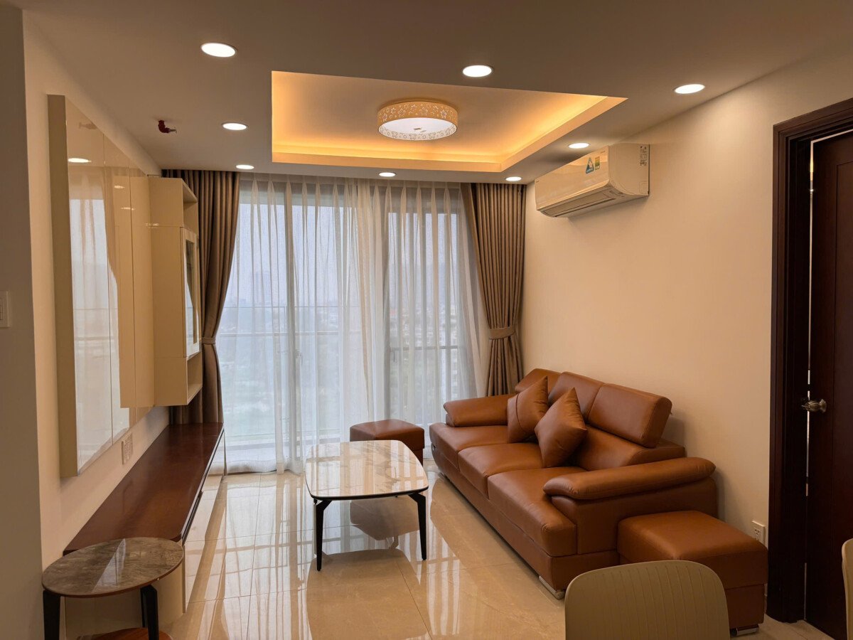 phong khach can ho ban 13 - Bán gấp căn hộ 2pn tòa B chung cư Hưng Phúc Happy Residence nhà đẹp, có ô xe, giá 7,8 tỷ