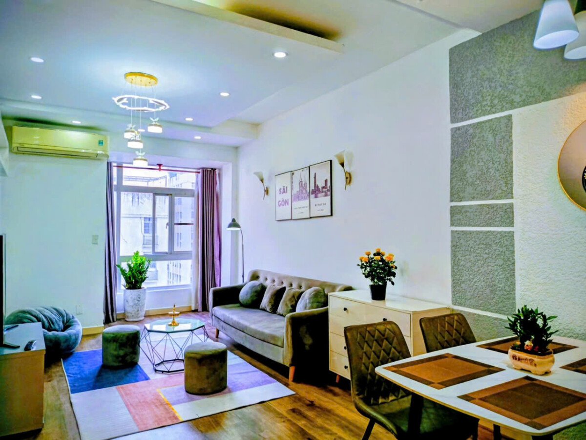 phong khach can ho ban 18 - Cho thuê nhanh căn hộ 71m, chung cư Sky Garden 2, 02pn, giá 16tr/tháng, nội thất đầy đủ.