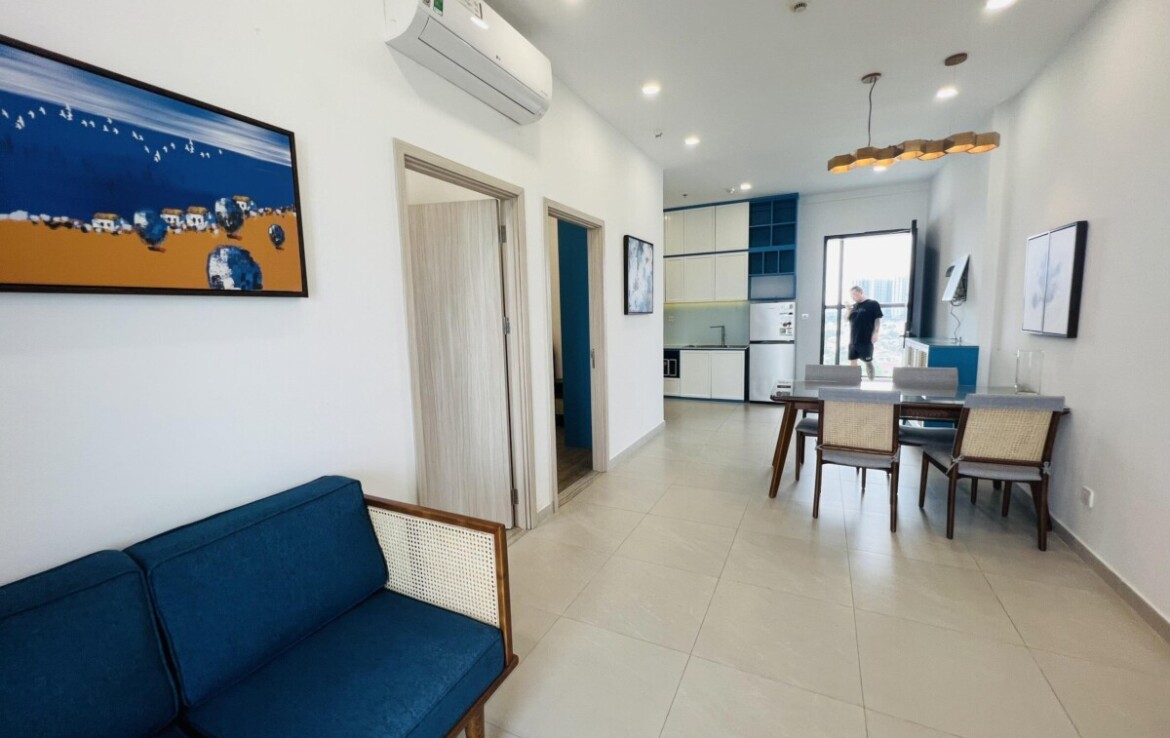 phong khach can ho ban 9 1170x738 - Giảm giá bán gấp căn hộ 2pn view biệt thự chung cư Hưng Phúc Premier