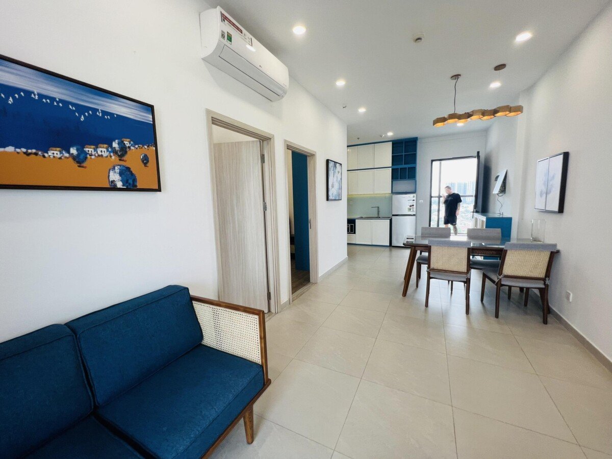 phong khach can ho ban 9 - Giảm giá bán gấp căn hộ 2pn view biệt thự chung cư Hưng Phúc Premier