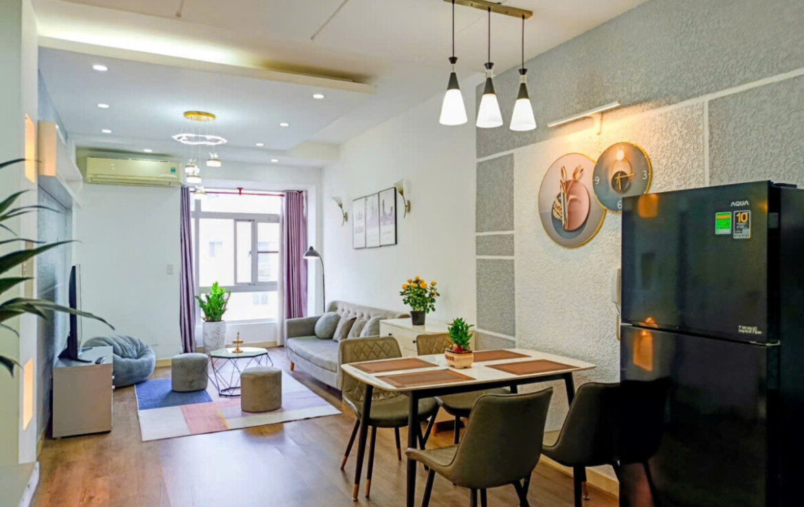 phong khach can ho can ban 1170x738 - Bán căn hộ 02pn, chung cư Sky Garden 2, giá 5.2 tỷ, nhà đẹp, đầy đủ nội thất, xem nhà dễ.