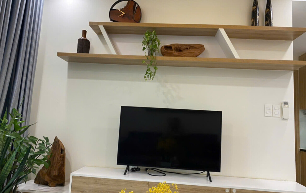 phong khach can ho can cho thue 1170x738 - Cho thuê căn hộ chung cư Scenic Vallety 2, 02pn, giá 20tr/tháng, tầng cao, view Crescent Mall