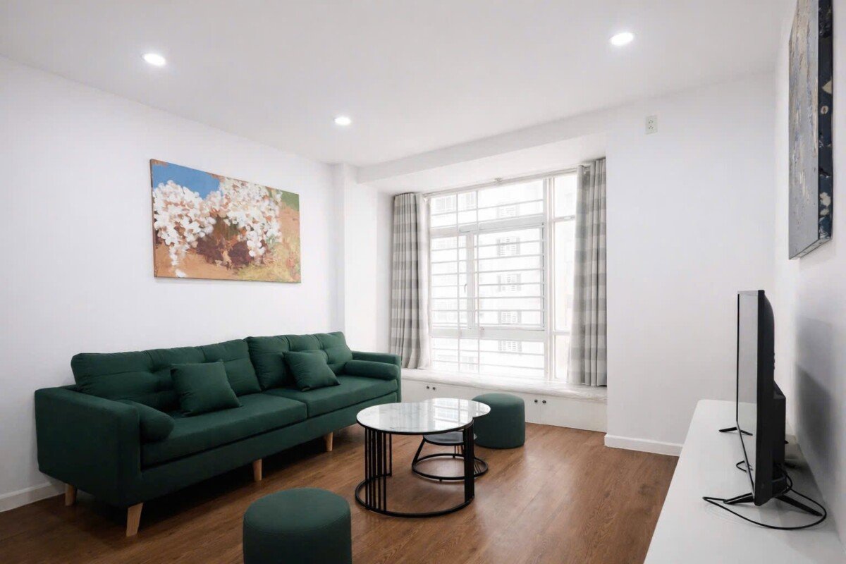 phong khach can ho cho thue 3 - Cho thuê căn hộ 68m2, chung cư Sky Garden 3, 02pn, giá 18tr/tháng, nhà đang trống, xem nhà dễ.