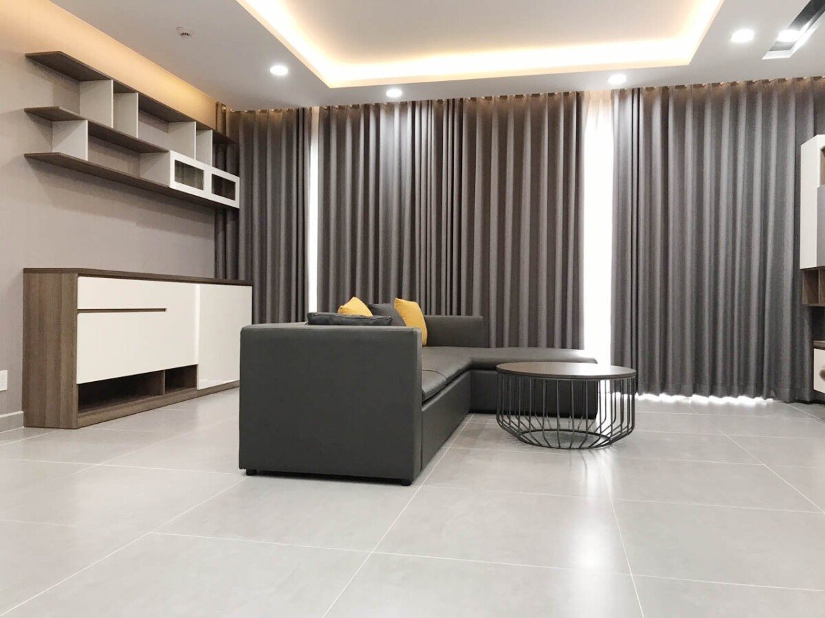 phong khach can ho cho thue - Cho thuê căn hộ chung cư Scenic Valley 1, diện tích 110m2, giá 28tr/tháng, đầy đủ nội thất , xem nhà dễ.