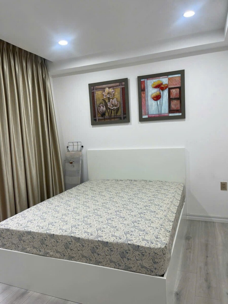 phong ngu can ho ban 3 - Cần bán gấp căn hộ chung cư River Park Residences, 134m2, giá 16.5 tỷ, 03pn, nhà đẹp, view sông.